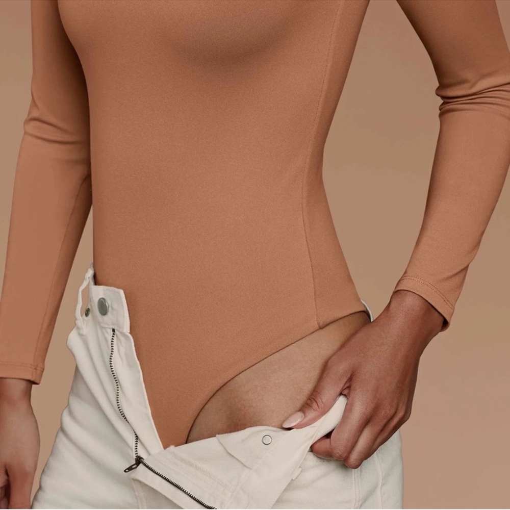 Nuuds Seamless Longsleeve Crewneck Bodysuit Size M - Picture 3 of 16